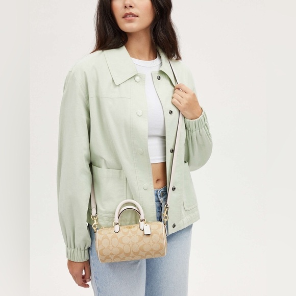 🤍🔹️COACH 🔹️Lacey Barrel Crossbody Signature Canvas Gold Light Khaki Chalk - Picture 10 of 12